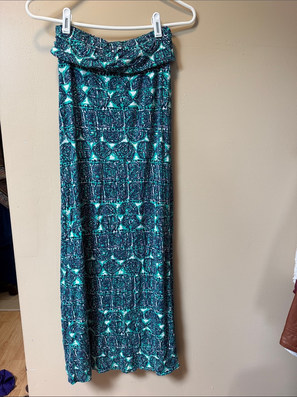 Nollie Teal & Navy Patterned Maxi Skirt